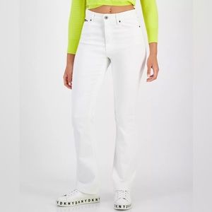 High Rise Flare Leg Jeans By DKNY Size 32/14 NWT 😎🤍🩷🖤